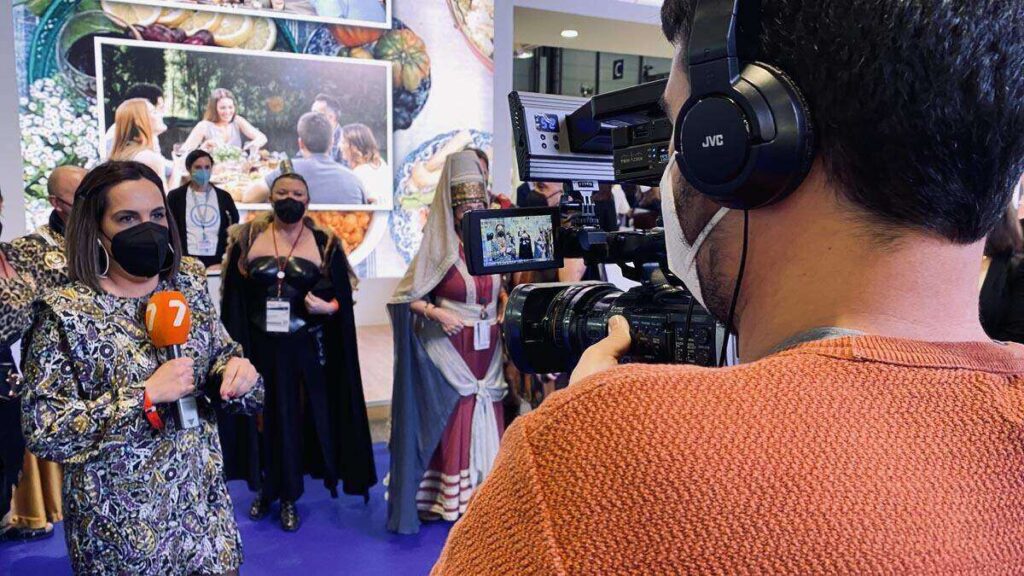 FITUR 2022: Carthagineses y Romanos promocionan en el metro de Madrid.