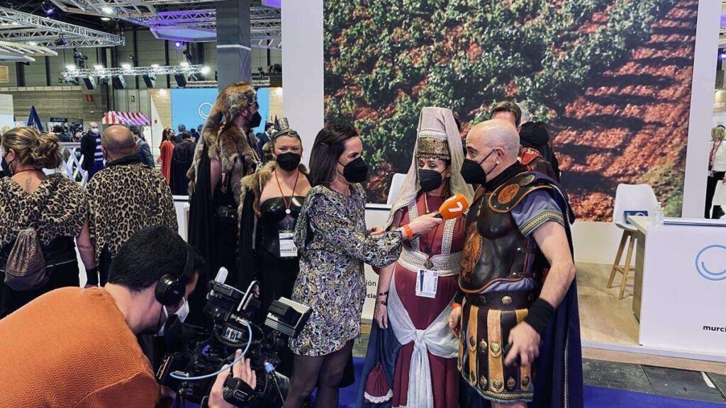 FITUR 2022: Carthagineses y Romanos promocionan en el metro de Madrid.