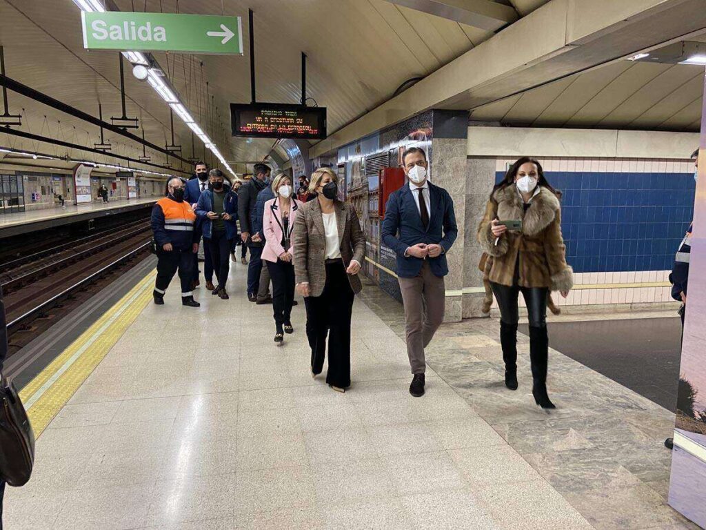 FITUR 2022: Carthagineses y Romanos promocionan en el metro de Madrid.