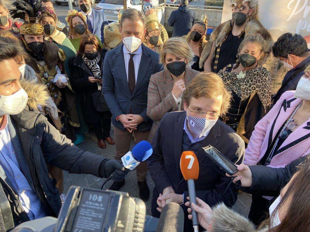 FITUR 2022: Carthagineses y Romanos promocionan en el metro de Madrid.