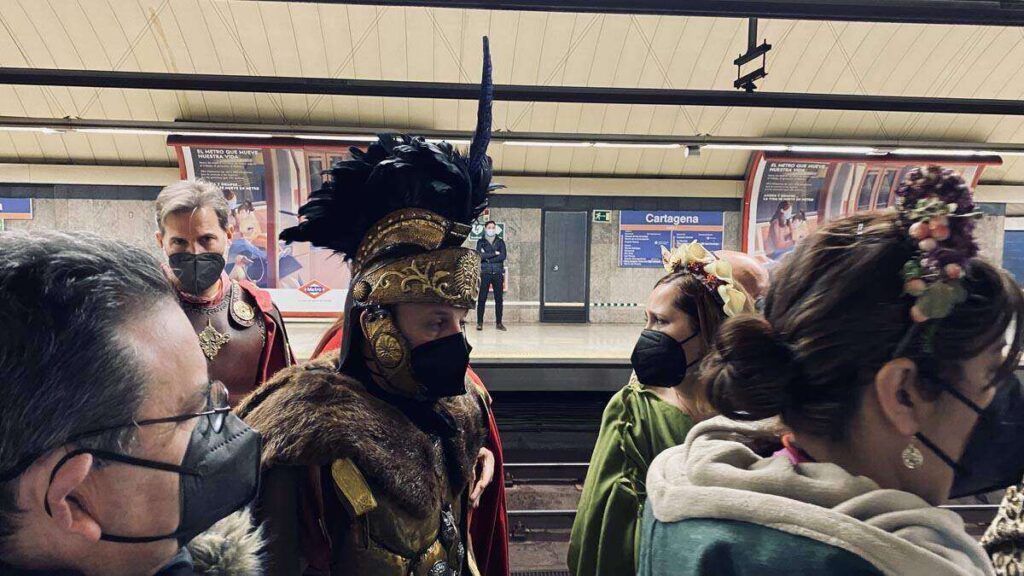 FITUR 2022: Carthagineses y Romanos promocionan en el metro de Madrid.