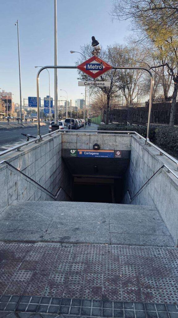 FITUR 2022: Carthagineses y Romanos promocionan en el metro de Madrid.