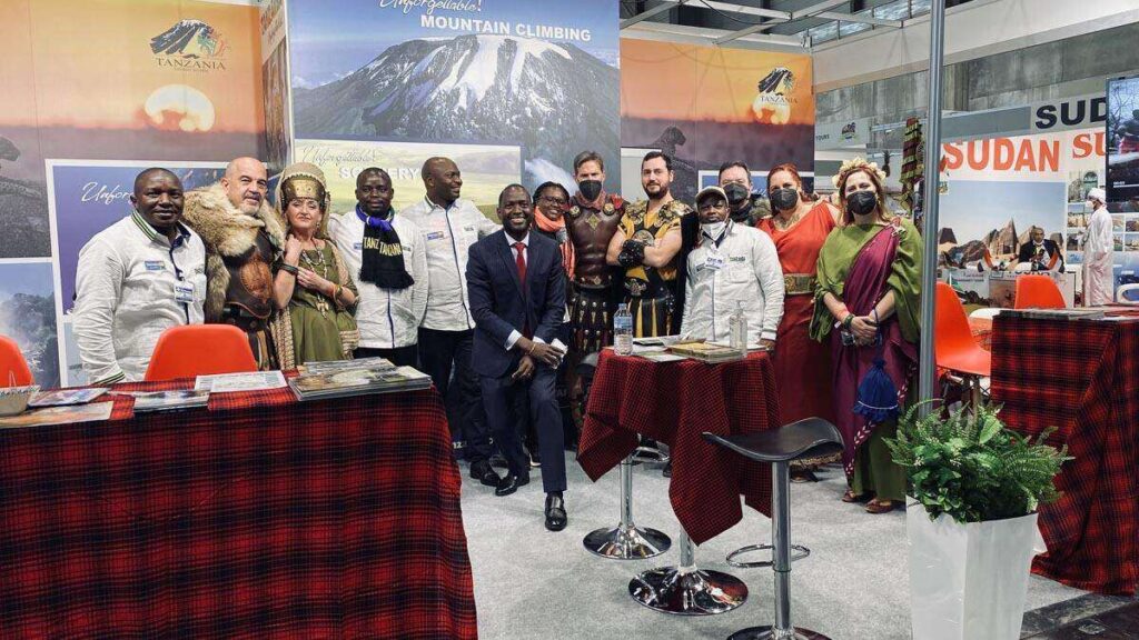 FITUR 2022: Carthagineses y Romanos promocionan en el metro de Madrid.