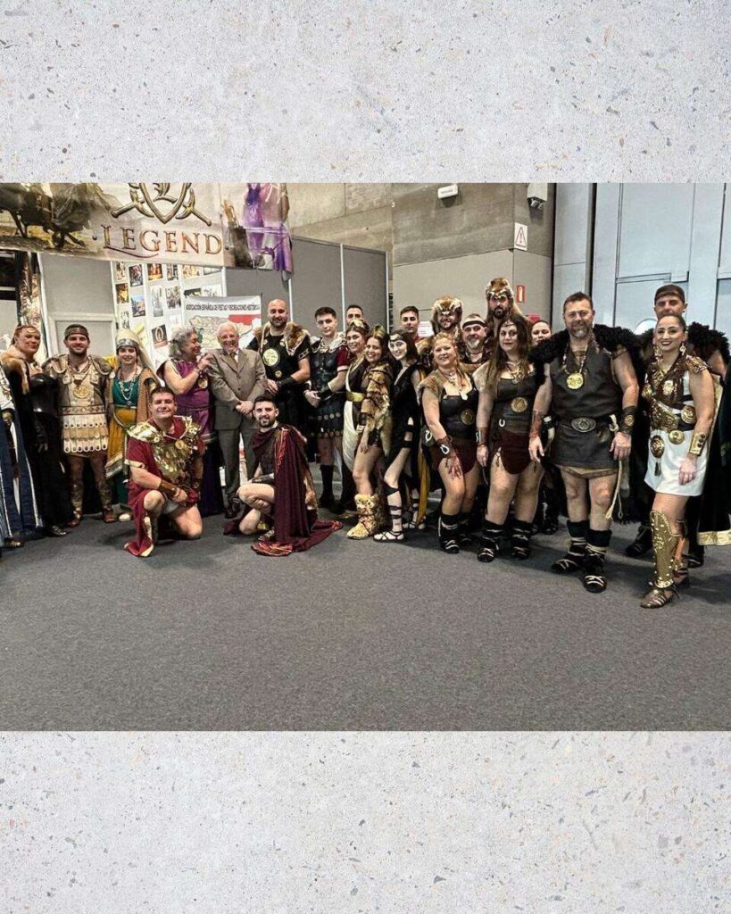 Fitur 2025