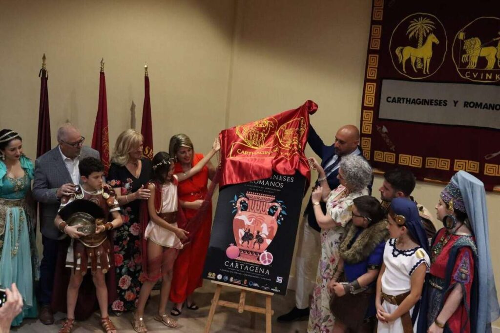 Natalia Lucas, ganadora del concurso del cartel anunciador de la XXXVII edición de Carthagineses y Romanos